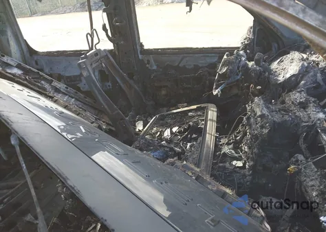 2011 Chevrolet Avalanche 1500 Lt1 from USA, damaged, VIN 3GNTKFE39BG145685